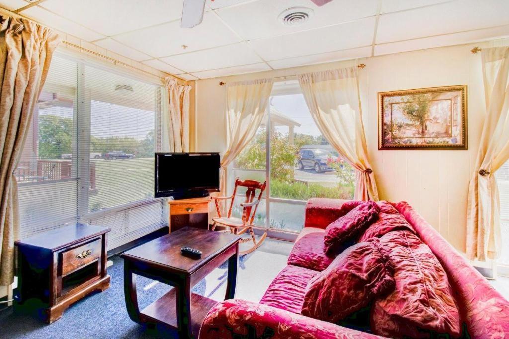 Oyo Hotel Drumright I-44 Ok Ngoại thất bức ảnh
